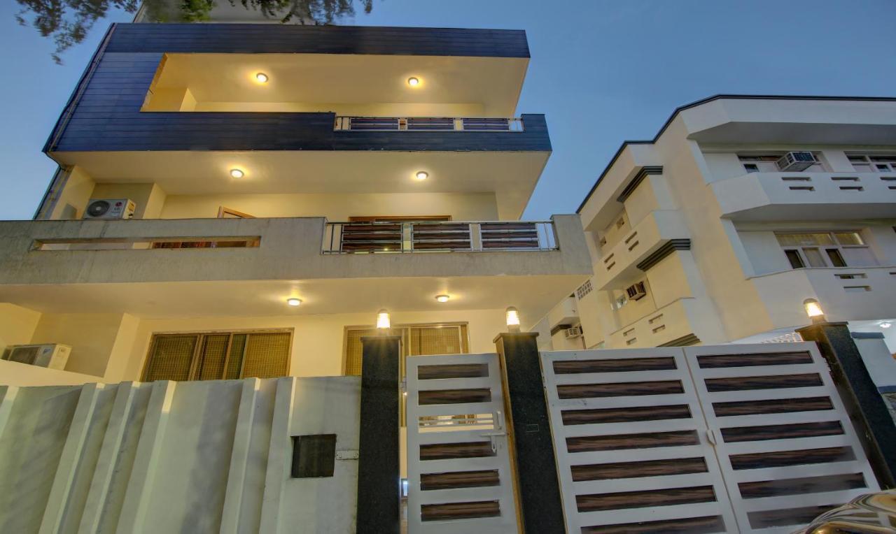 Itsy Hotels Swastika Inn Sector 26 Noida Exterior photo