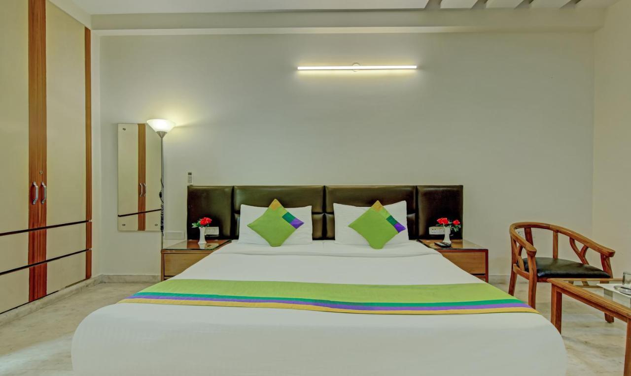 Itsy Hotels Swastika Inn Sector 26 Noida Exterior photo