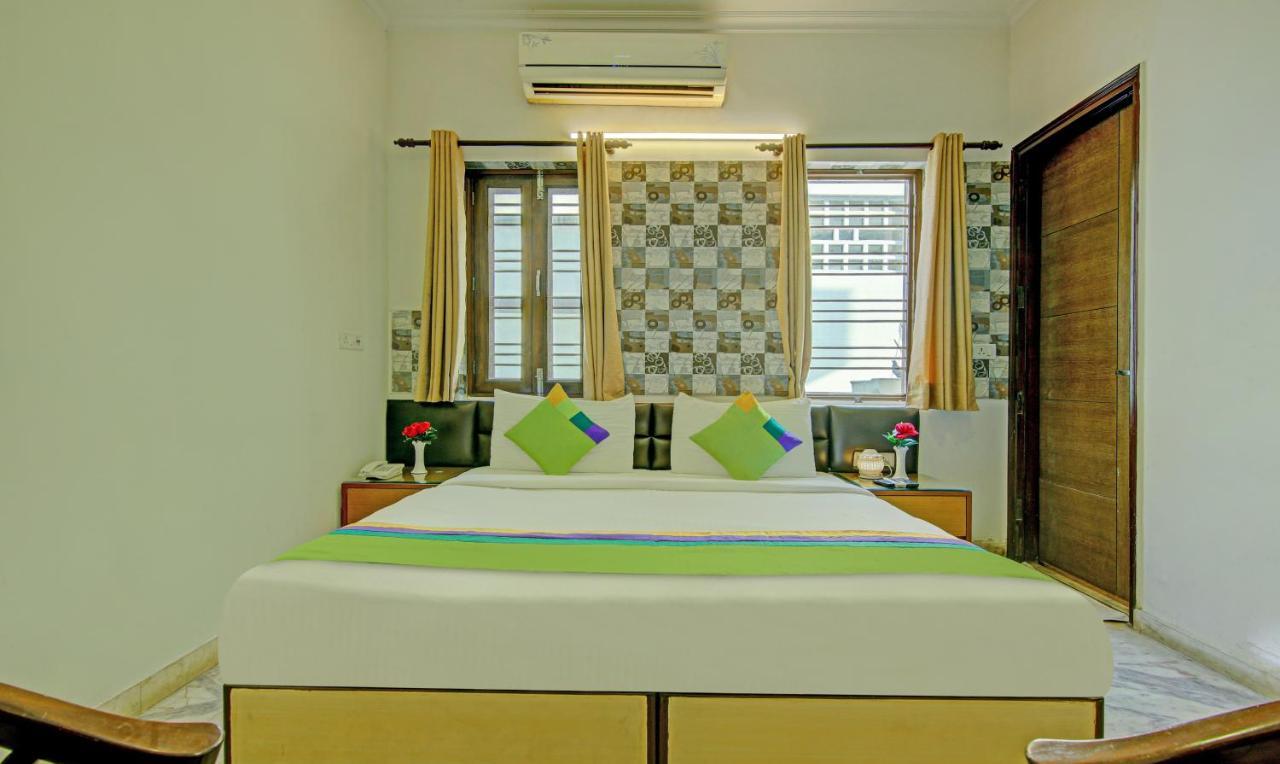 Itsy Hotels Swastika Inn Sector 26 Noida Exterior photo