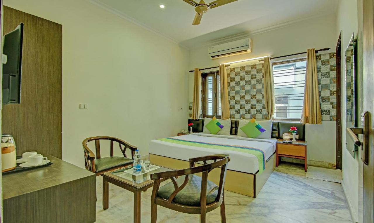 Itsy Hotels Swastika Inn Sector 26 Noida Exterior photo