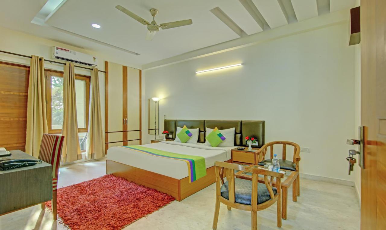 Itsy Hotels Swastika Inn Sector 26 Noida Exterior photo
